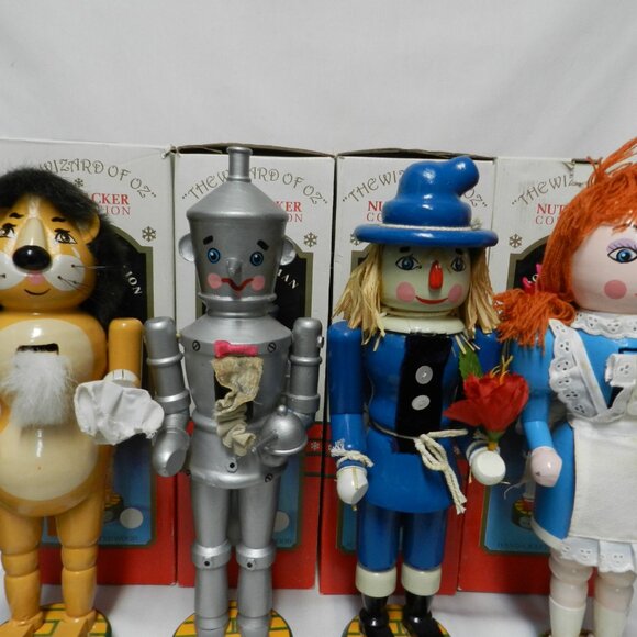 Kurt Adler WIZARD OF OZ Lion Scarecrow Tin Man Dorothy 14" Nutcrackers Set 4 Vtg - Picture 3 of 16